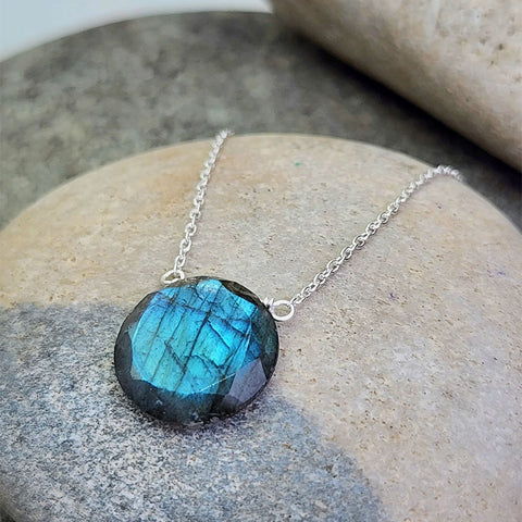 Necklace carded labradorite round sterling silver