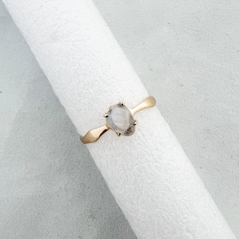 Ring moonstone oval gold plated brass