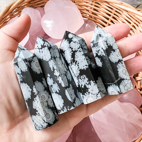 Snowflake obsidian point