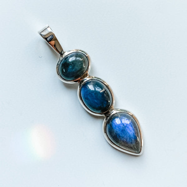 Pendant labradorite 3 stone sterling silver