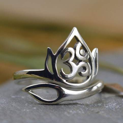 ring lotus ohm