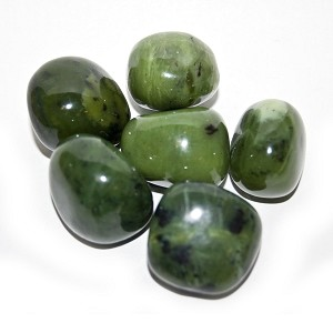 Jade nephrite tumbled