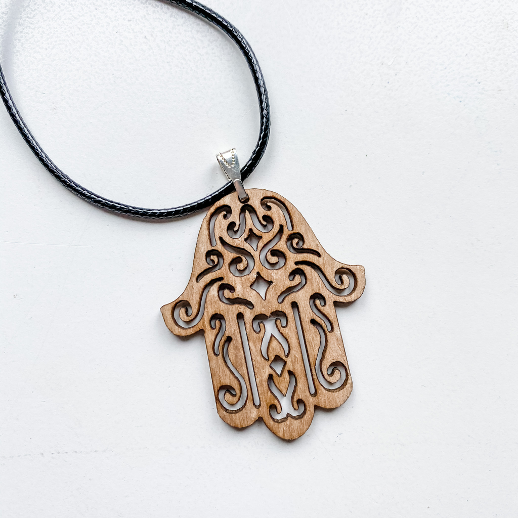 Necklace wood Hamsa