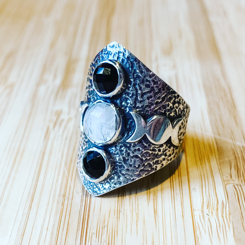 Ring triple goddess moonstone & onyx sterling silver